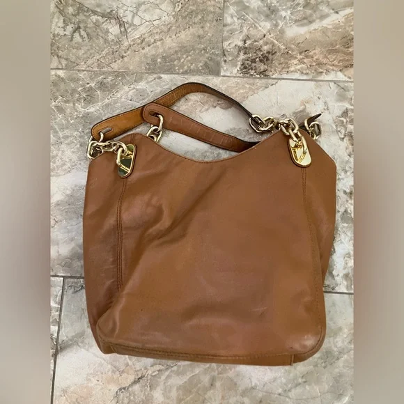 MICHAEL KORS BROWN LEATHER LILLY CHAIN HOBO - Picture 7 of 7